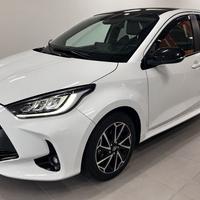 TOYOTA YARIS 1.5 HYBRID LOUNGE