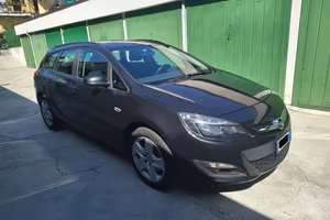 Opel Astra  Sports Tourer 1.6 cdti