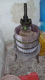 Torchio spremiuva antico per vendemmia decorazione