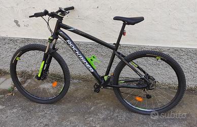 Mountain Bike Rockrider ST 530