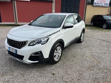 Peugeot 3008 BlueHDi 130 S&S Allure