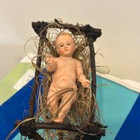 bambino in culla