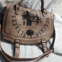 Borsa beige rosa in vera pelle con scritte davanti