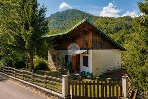 VILLA SINGOLA A MENDATICA