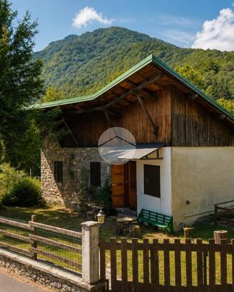 VILLA SINGOLA A MENDATICA