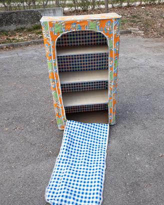 Mobiletto per campeggio 