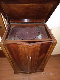 Giradischi Radio Magnadyne 