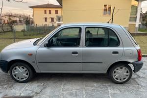 Nissan micra k11