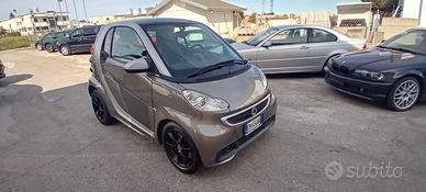 Smart ForTwo 1000 52 kW MHD coupé pure