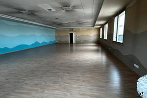 Locale per feste , eventi o sala congressi