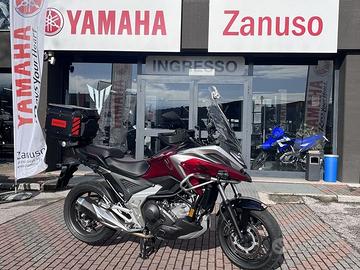 Honda NC 750 DCT cambio automatico pochissimi km