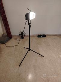 faretto completo di cavalletto