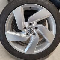 Cerchi in lega originali Golf MK8
con gomme estive