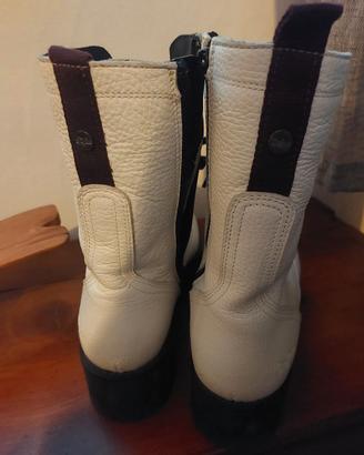 Stivaletti bianchi Buffalo