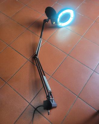 lampada neon con lente di ingrandimento 