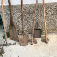Antichi attrezzi da giardino