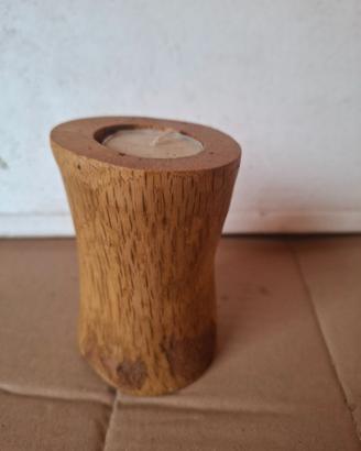 Portacandela-portalumino in legno