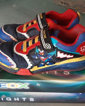 Scarpe bimbo Geox Lights n.34