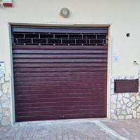 Locale 56 mq su strada SSEX371 Via Nazionale 10