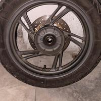 Cerchio sh 125 originale lieve ammaccatura