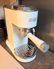Macchina del caffe De Longji Dedica Duo