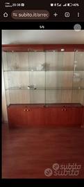 arredamento per negozio 