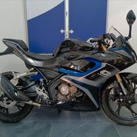 Nuova QJ Motor SRK 125