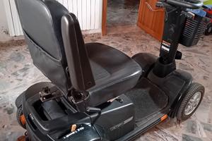 Scooter elettrico per anziani