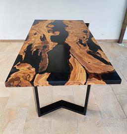 🌿 Tavoli artigianali in legno e resina 
