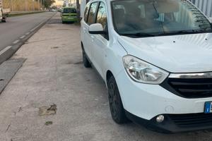 Dacia Lodgy 2014, 7 posti