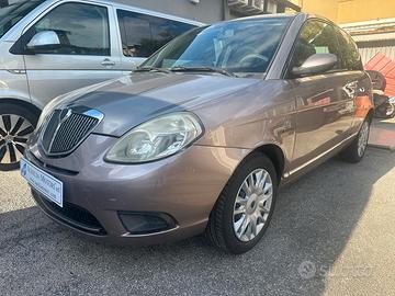 Lancia Ypsilon 1.2 Argento