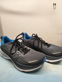 Saucony Hurricane 25