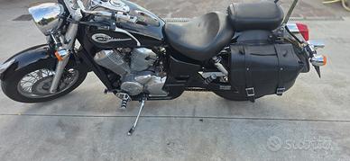 HONDA SHADOW 750 2000
