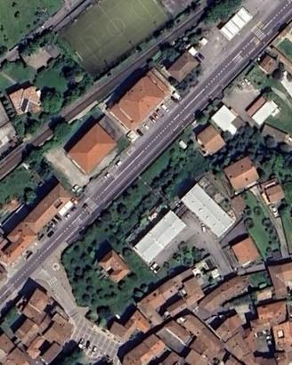 Immobile di 650 m² con 1 locale a Iseo
