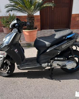 Piaggio Typhoon 125X 2 Stroke ZAPM02000 OEM Quality Silent Block - Foto 3