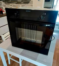 Forno ad incasso INDESIT