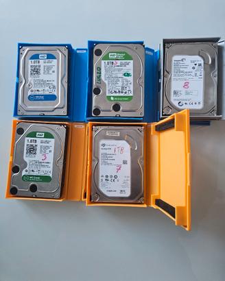 5 Hard Disk Interni da 2,5" (Totale 4,5 Tb)