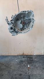 Cambio Peugeot 407 2.0 HDI 6M anno 2008