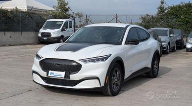 FORD Mustang Mach-E STANDARD RANGE 269cv(100kw)