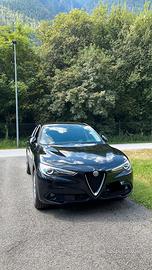 Alfa Stelvio 2.2 210 cv Motore Rotto