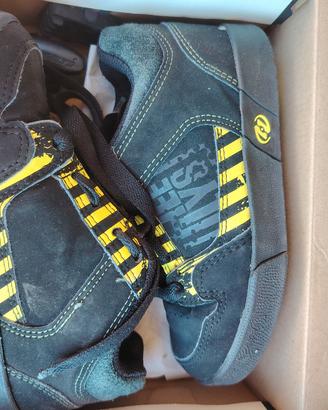 scarpe/pattini