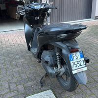 SH125 2025 incidentato