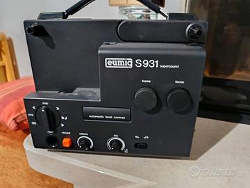 Proiettore Eumig S931 Supersound.