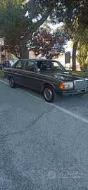 Mercedes Benz  240d w123 1982 