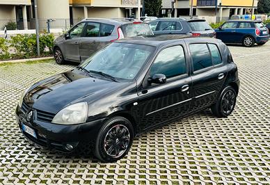 RENAULT CLIO 1.5   DIESEL SPORT OK NEO PATENTATI