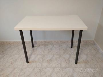 Scrivania IKEA