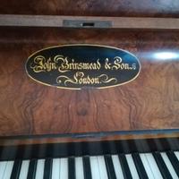 Pianoforte verticale inglese John Brinsmead & Sons