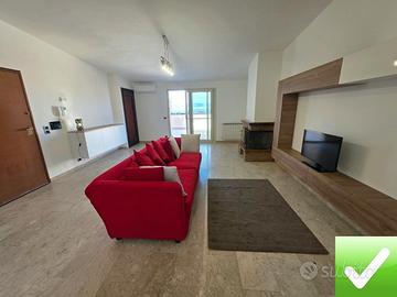 Prestigioso Attico Arredato + Terrazzo Panoramico