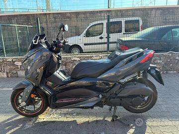 X max 125 tech max