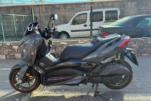 X max 125 tech max